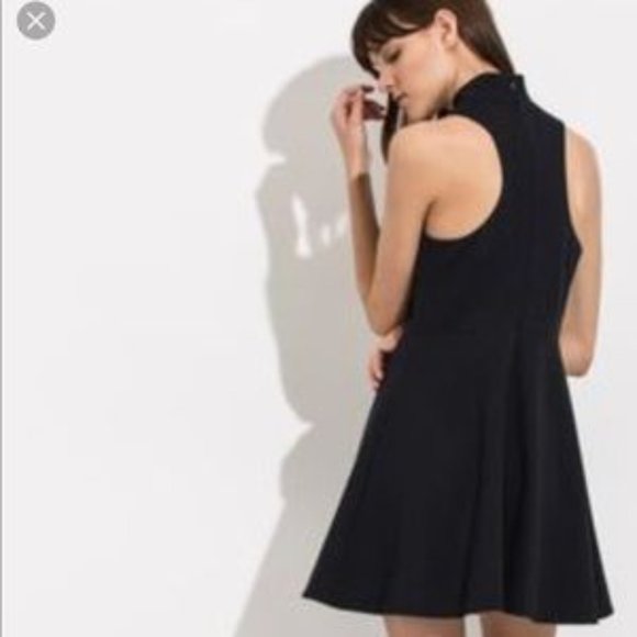 NWT Kit & Ace Monaco Dress in Black, size 6 - Picture 4 of 4